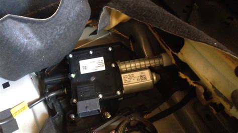 6hdi from 2009 with a semi-automatic gearbox rhd. . Citroen c4 automatic handbrake
